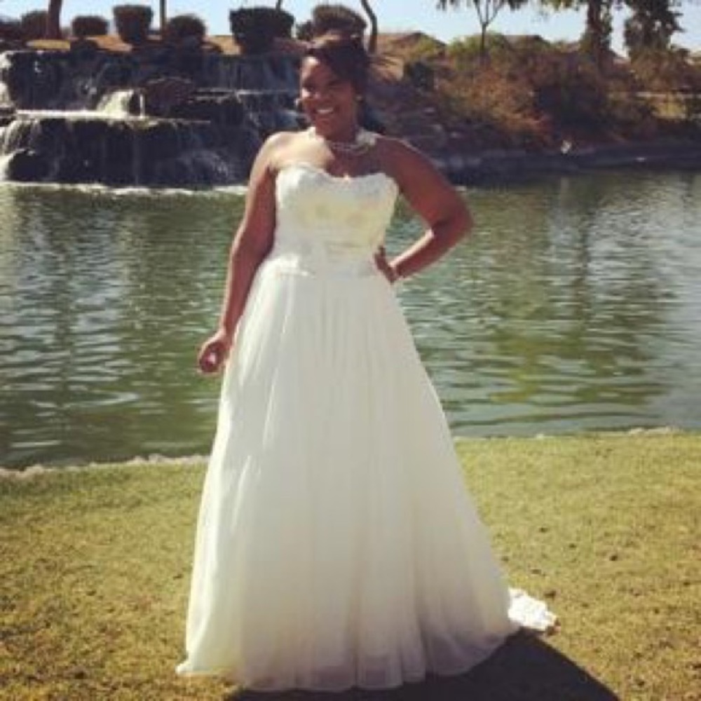 Wedding dress